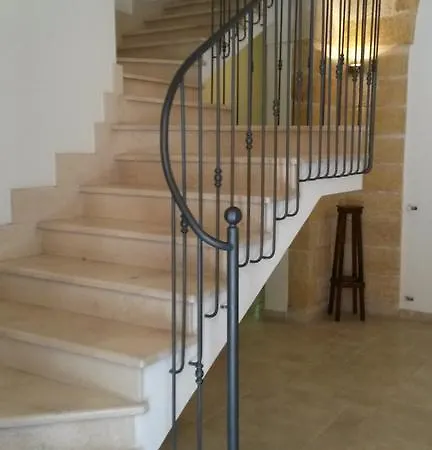 Manzoni Bed & Breakfast 2*