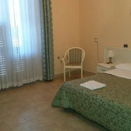 Manzoni Bed & Breakfast 3*